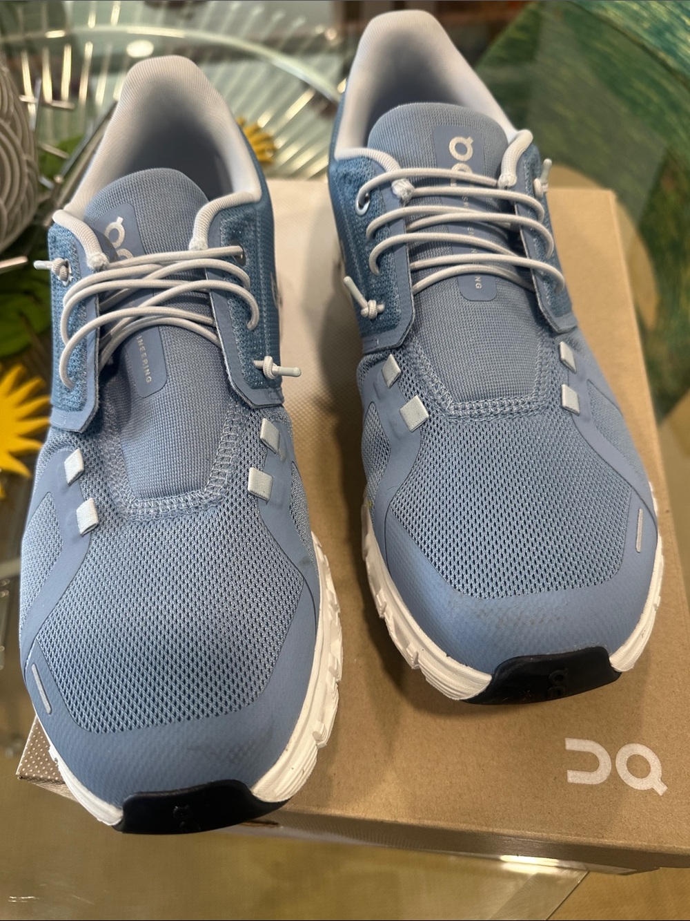 On Running Cloud 6 Men's Sneakers in Light Blue and White